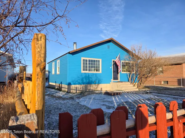 $195,000 | 19 Taylor Avenue, Marbleton, WY 83113