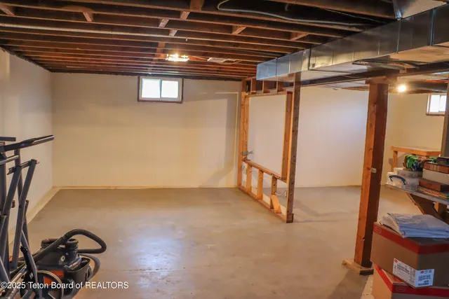 $235,000 | 19 Taylor Avenue, Marbleton, WY 83113