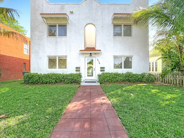 $2,250 | 518 Biscayne Drive, Unit C, West Palm Beach, FL 33401