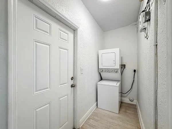 $2,250 | 518 Biscayne Drive, Unit C, West Palm Beach, FL 33401