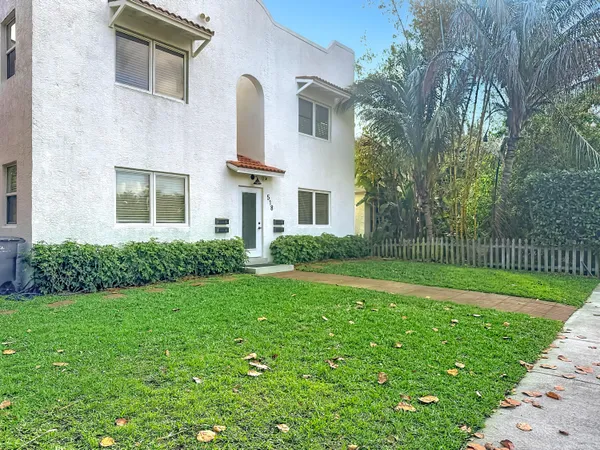 $2,250 | 518 Biscayne Drive, Unit C, West Palm Beach, FL 33401