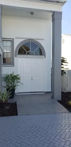 $699,900 | 11242 Southwest 62nd Lane, Miami, FL 33173