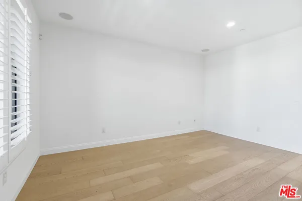 $1,299,000 | 5625 Crescent Park West, Unit 301, Playa Vista, CA 90094