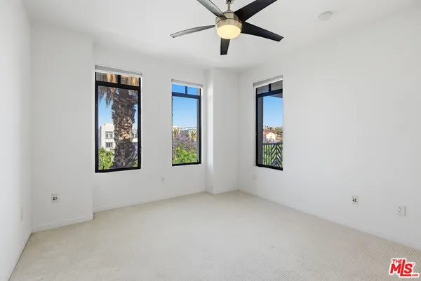 $1,299,000 | 5625 Crescent Park West, Unit 301, Playa Vista, CA 90094