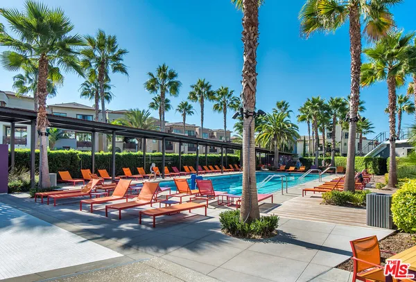 $1,299,000 | 5625 Crescent Park West, Unit 301, Playa Vista, CA 90094