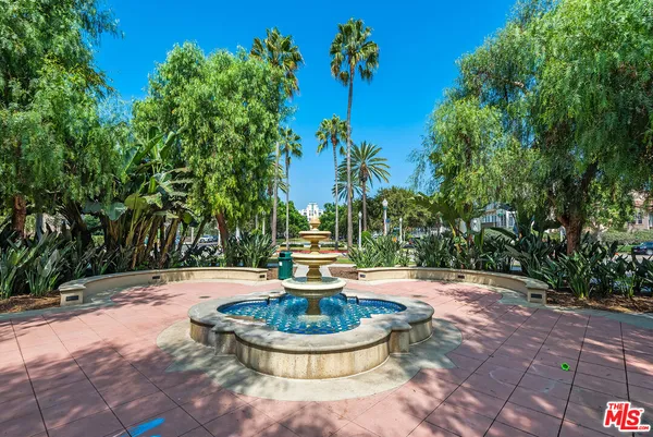 $1,299,000 | 5625 Crescent Park West, Unit 301, Playa Vista, CA 90094