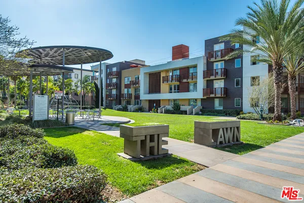 $1,299,000 | 5625 Crescent Park West, Unit 301, Playa Vista, CA 90094