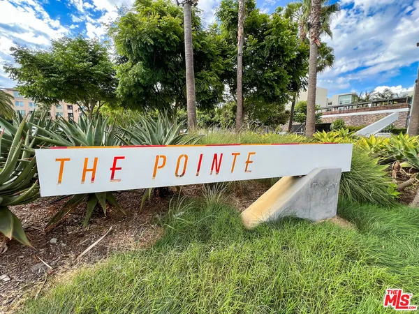 $1,299,000 | 5625 Crescent Park West, Unit 301, Playa Vista, CA 90094