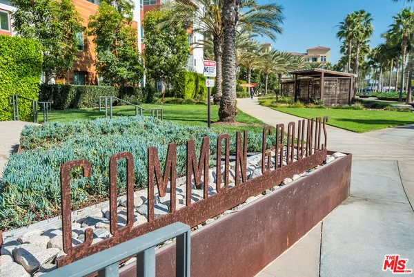 $1,299,000 | 5625 Crescent Park West, Unit 301, Playa Vista, CA 90094