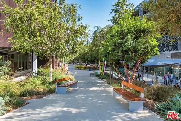 $1,299,000 | 5625 Crescent Park West, Unit 301, Playa Vista, CA 90094