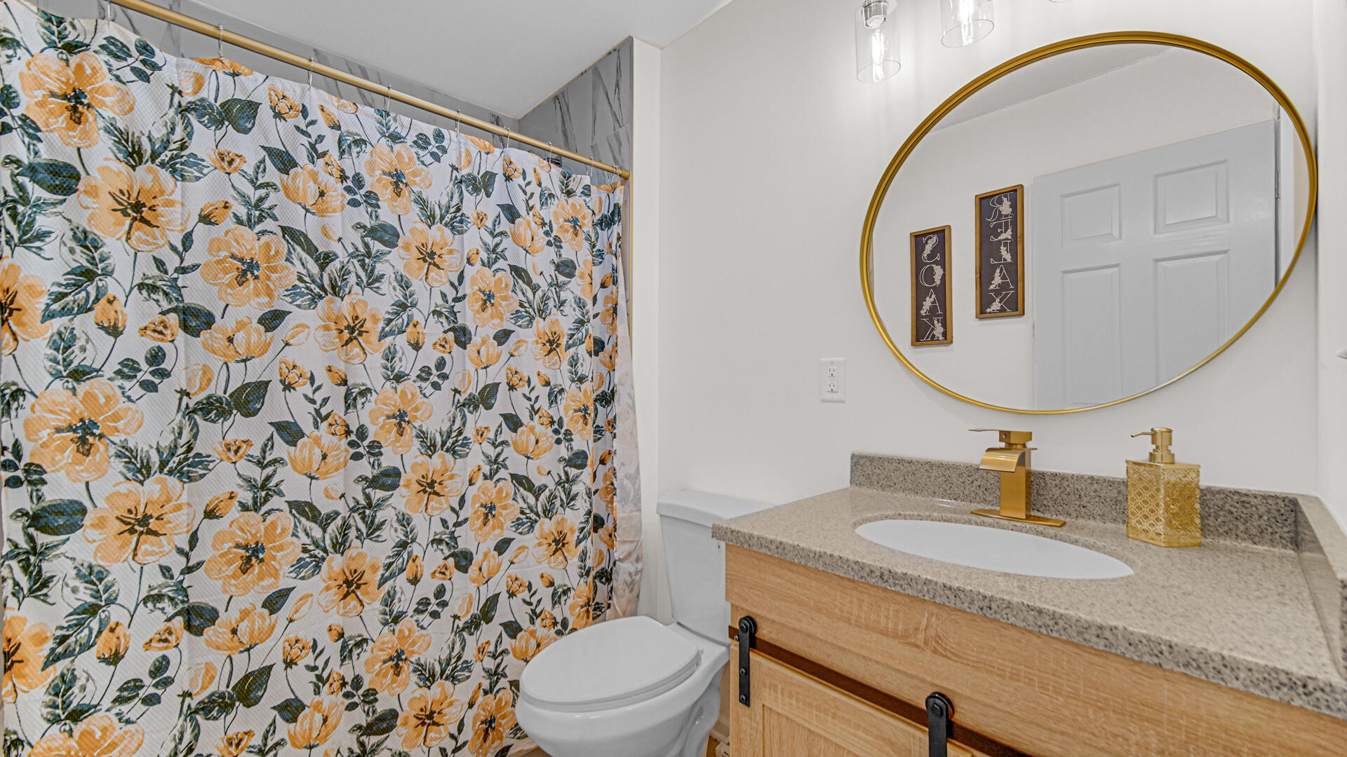 4440 East 13th Place Gary, IN 46403 - Photo 11 of 25 a bathroom with a granite countertop sink and a mirror