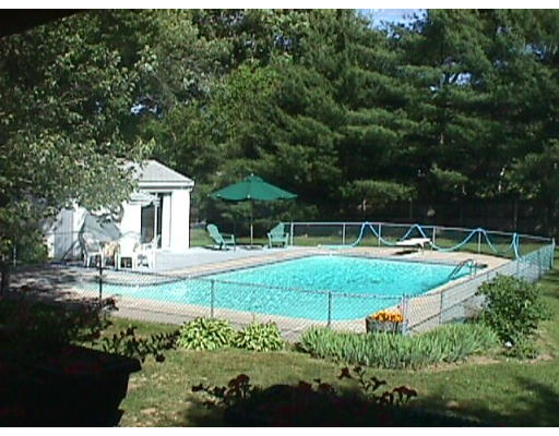 11 Ames Road Foxboro, MA 02035 - Photo 2 of 8 Gallery Image 2