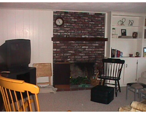 11 Ames Road Foxboro, MA 02035 - Photo 8 of 8 Gallery Image 8