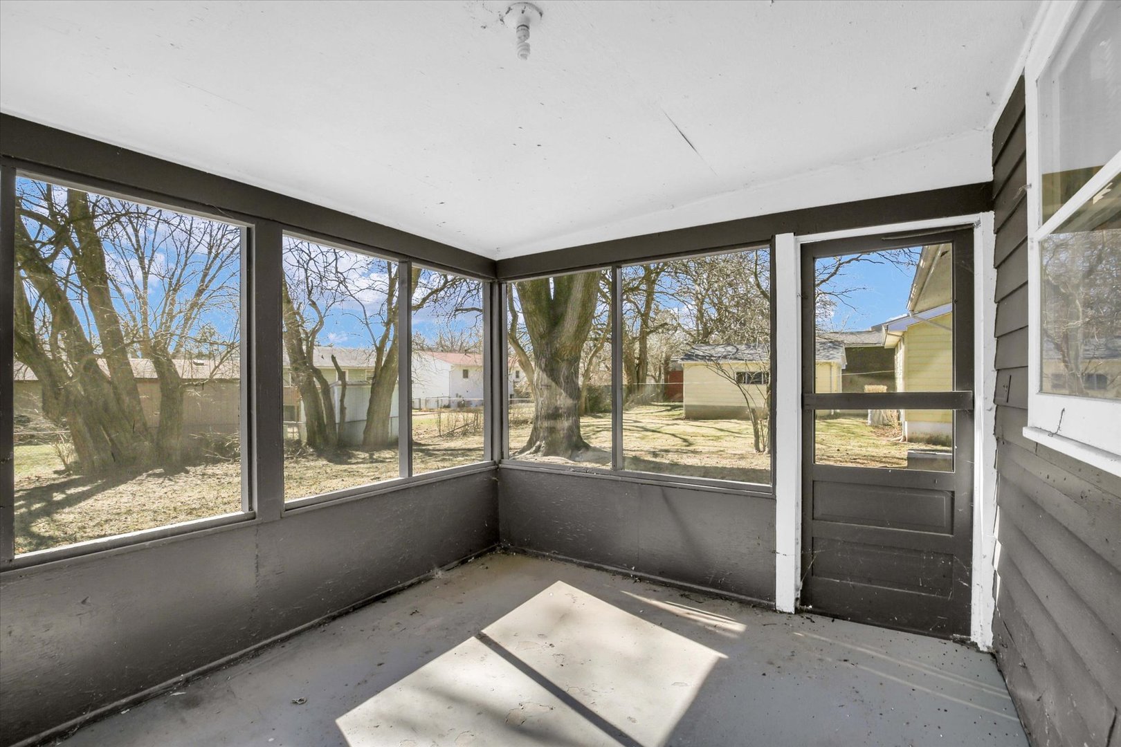 275 Wayside Avenue Decatur, IL 62521 - Photo 28 of 35