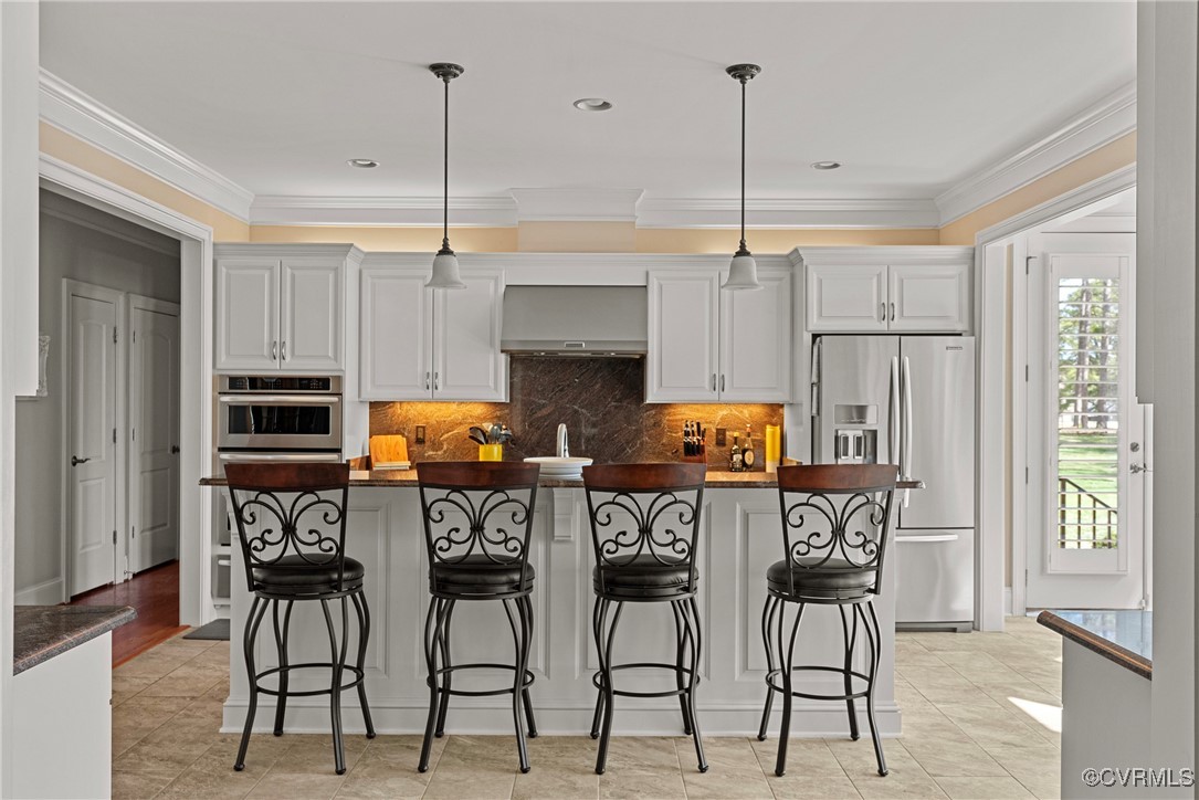 14424 Riverside Drive Ashland, VA 23005 - Photo 5 of 40 Kitchen featuring stainless steel appliances, a ki