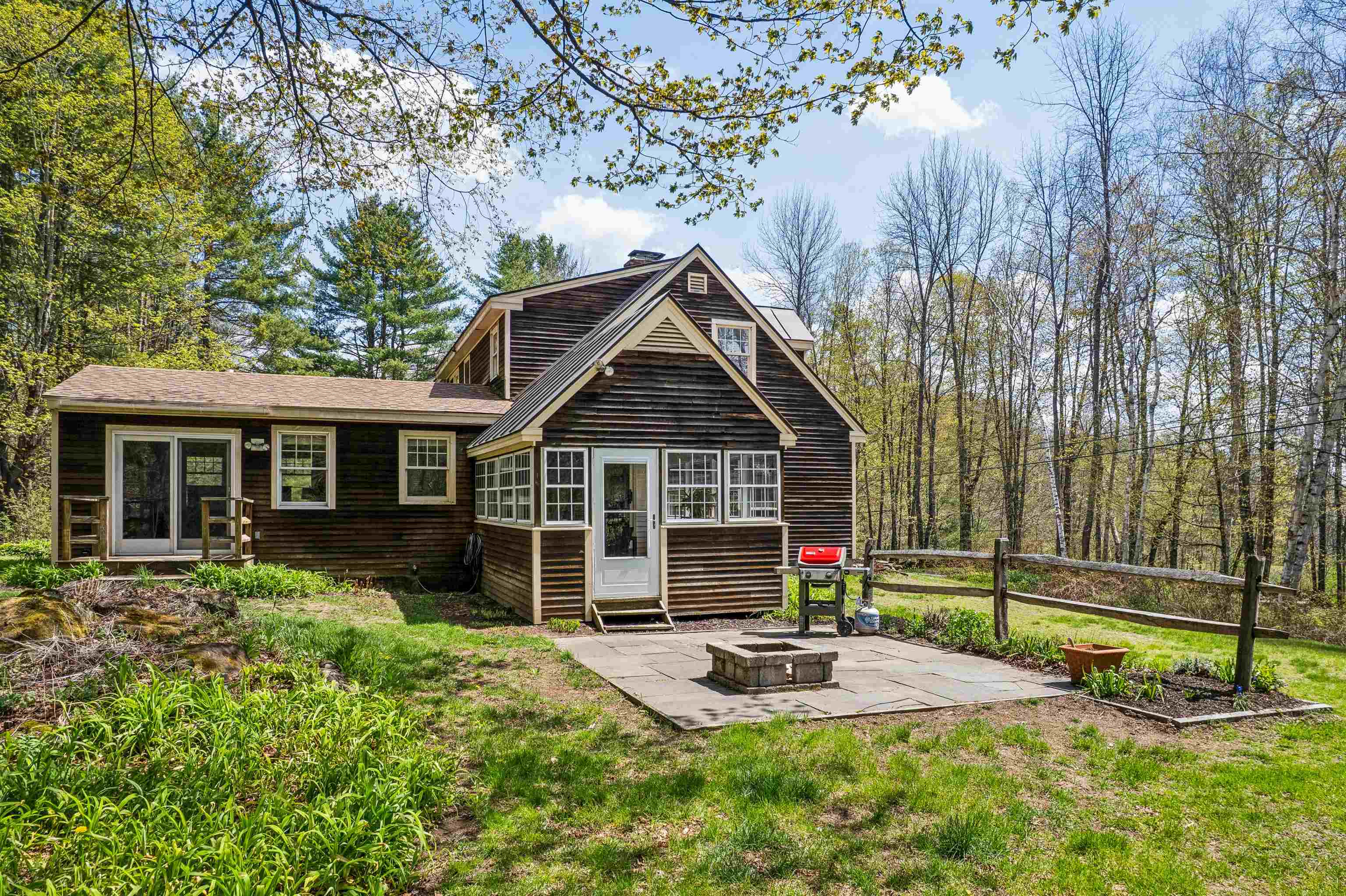 2605 Cox District Road Woodstock, VT 05091 - Photo 4 of 41