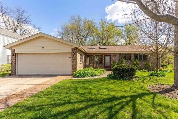 $3,500 | 2450 Chas Drive, Rolling Meadows, IL 60008