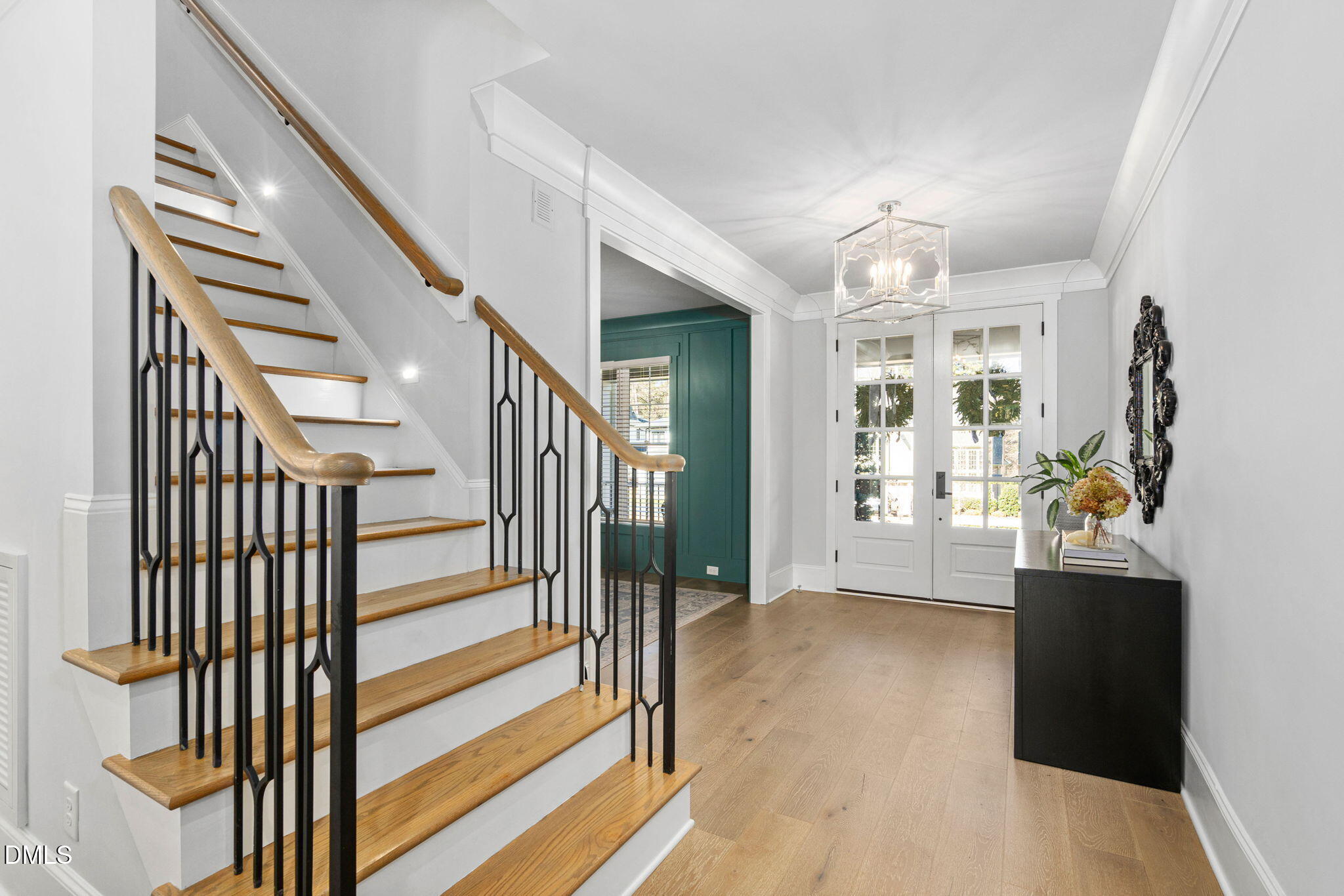 3417 Edgemont Drive Raleigh, NC 27612 - Photo 3 of 70 61-web-or-mls-3417-edgemont-dr