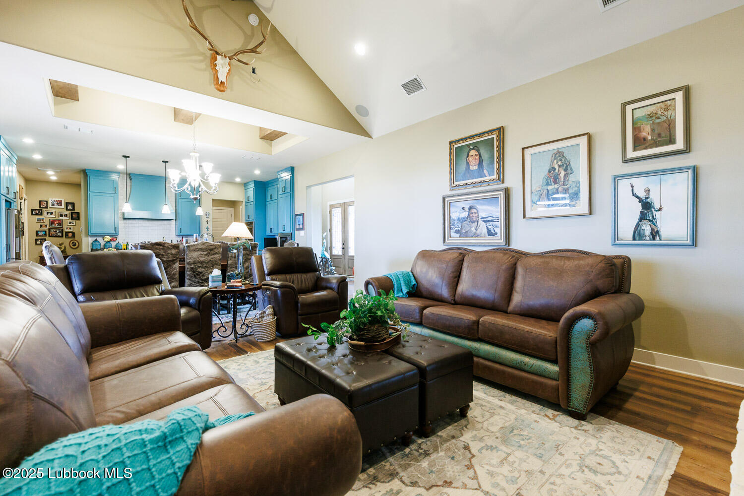 6611 Tiger Ropesville, TX 79358 - Photo 3 of 102 Living Area