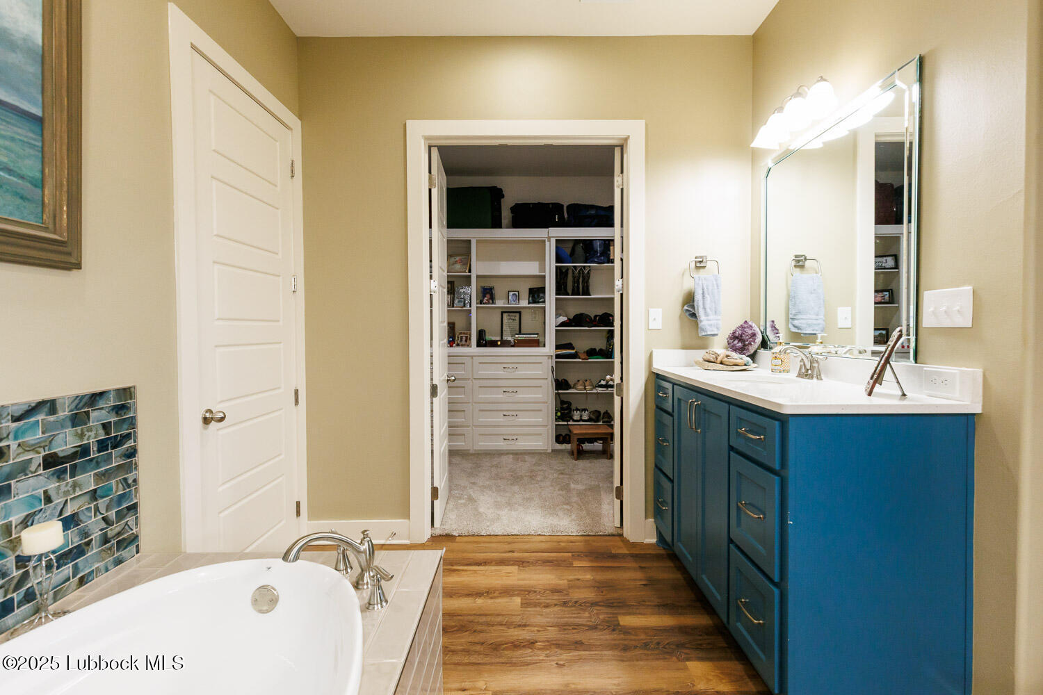 6611 Tiger Ropesville, TX 79358 - Photo 53 of 102 Primary Bathroom