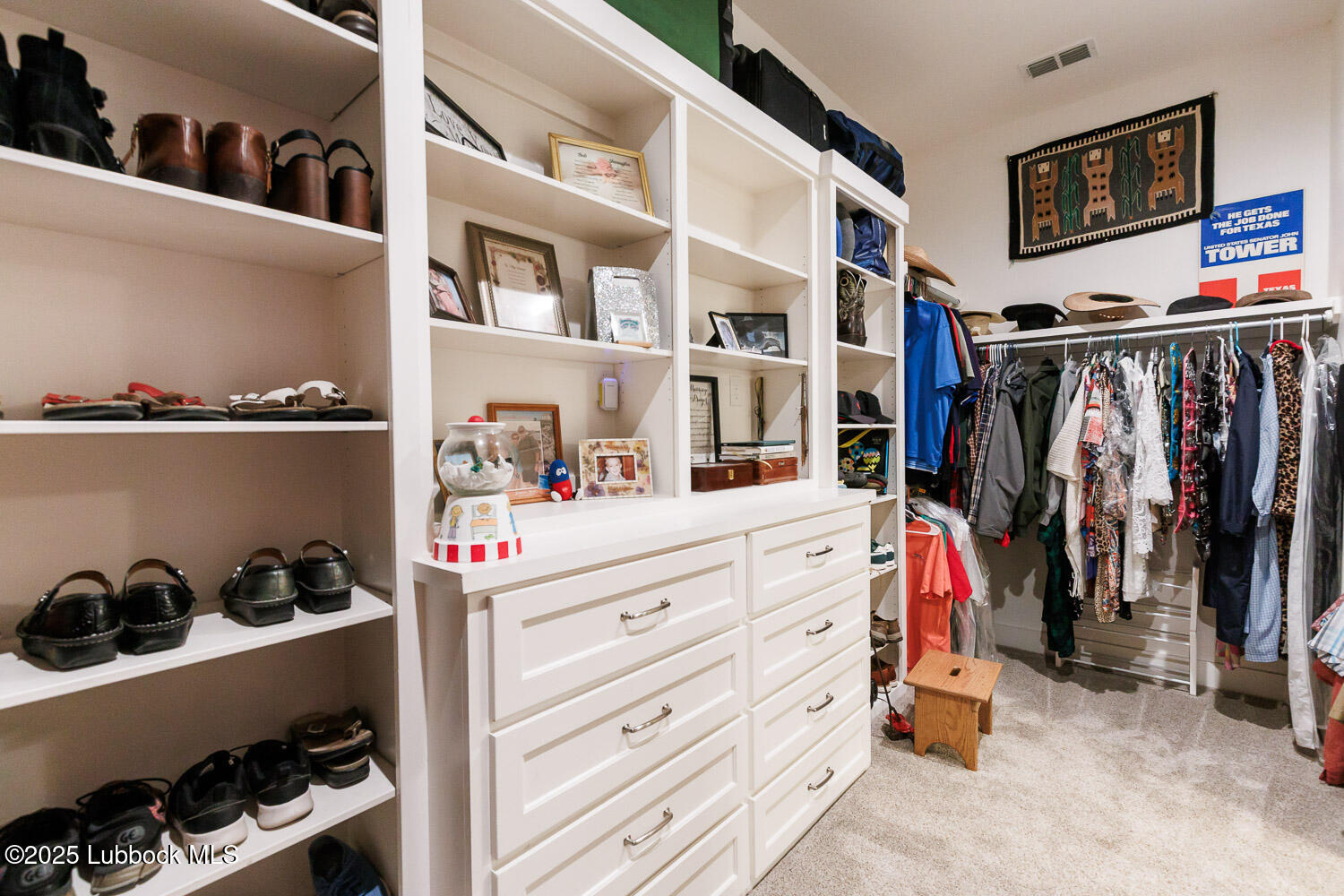 6611 Tiger Ropesville, TX 79358 - Photo 54 of 102 Primary Closet