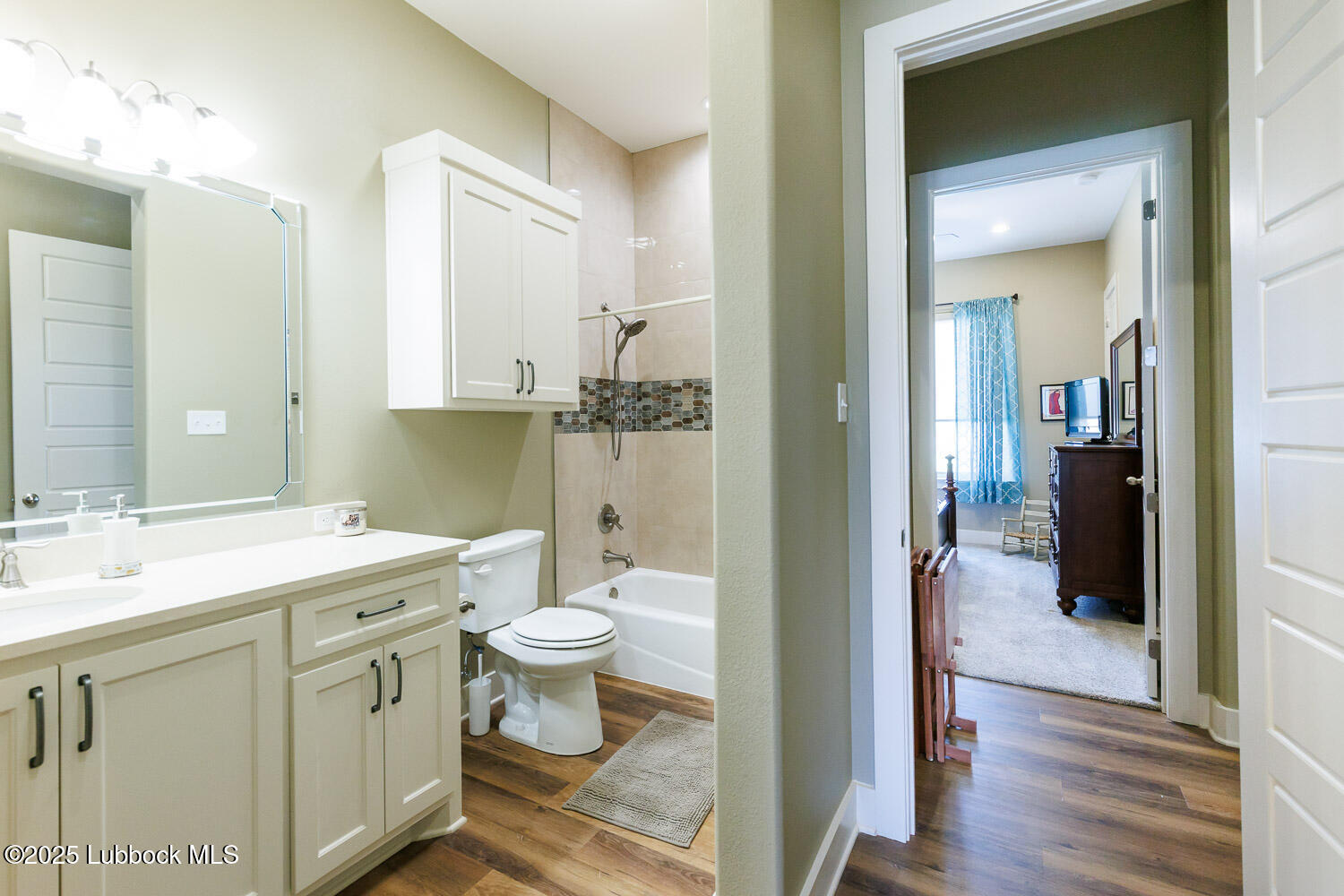 6611 Tiger Ropesville, TX 79358 - Photo 67 of 102 Second Bathroom