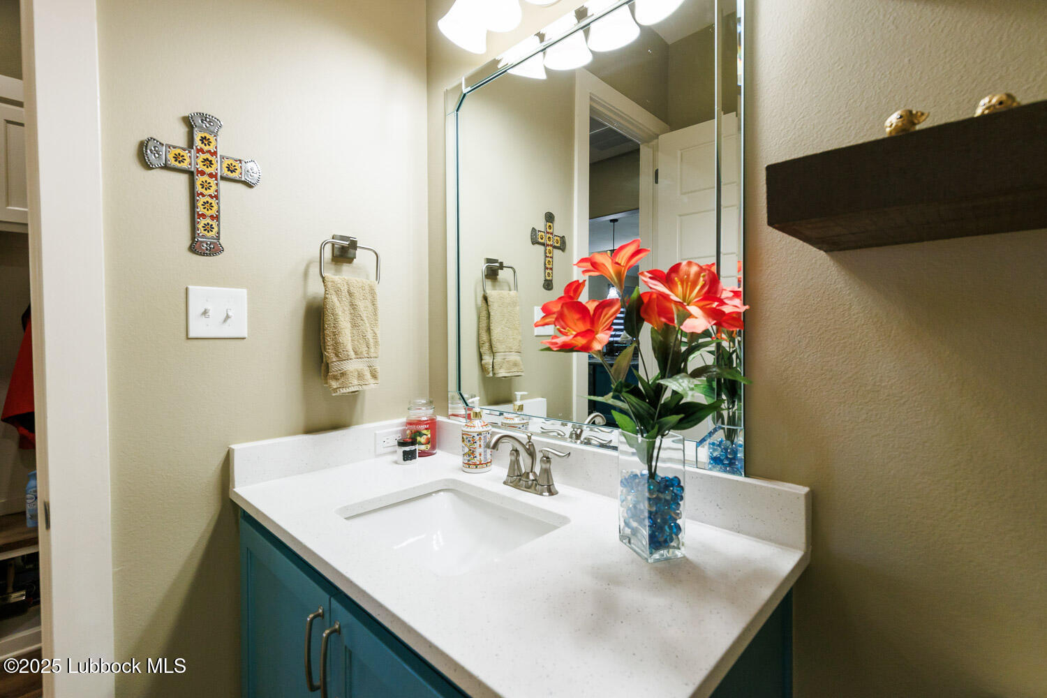 6611 Tiger Ropesville, TX 79358 - Photo 78 of 102 Third Bathroom