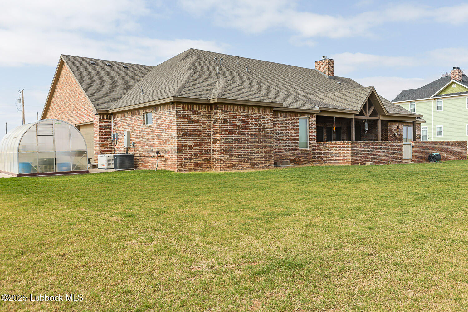 6611 Tiger Ropesville, TX 79358 - Photo 98 of 102 a front view of house with yard