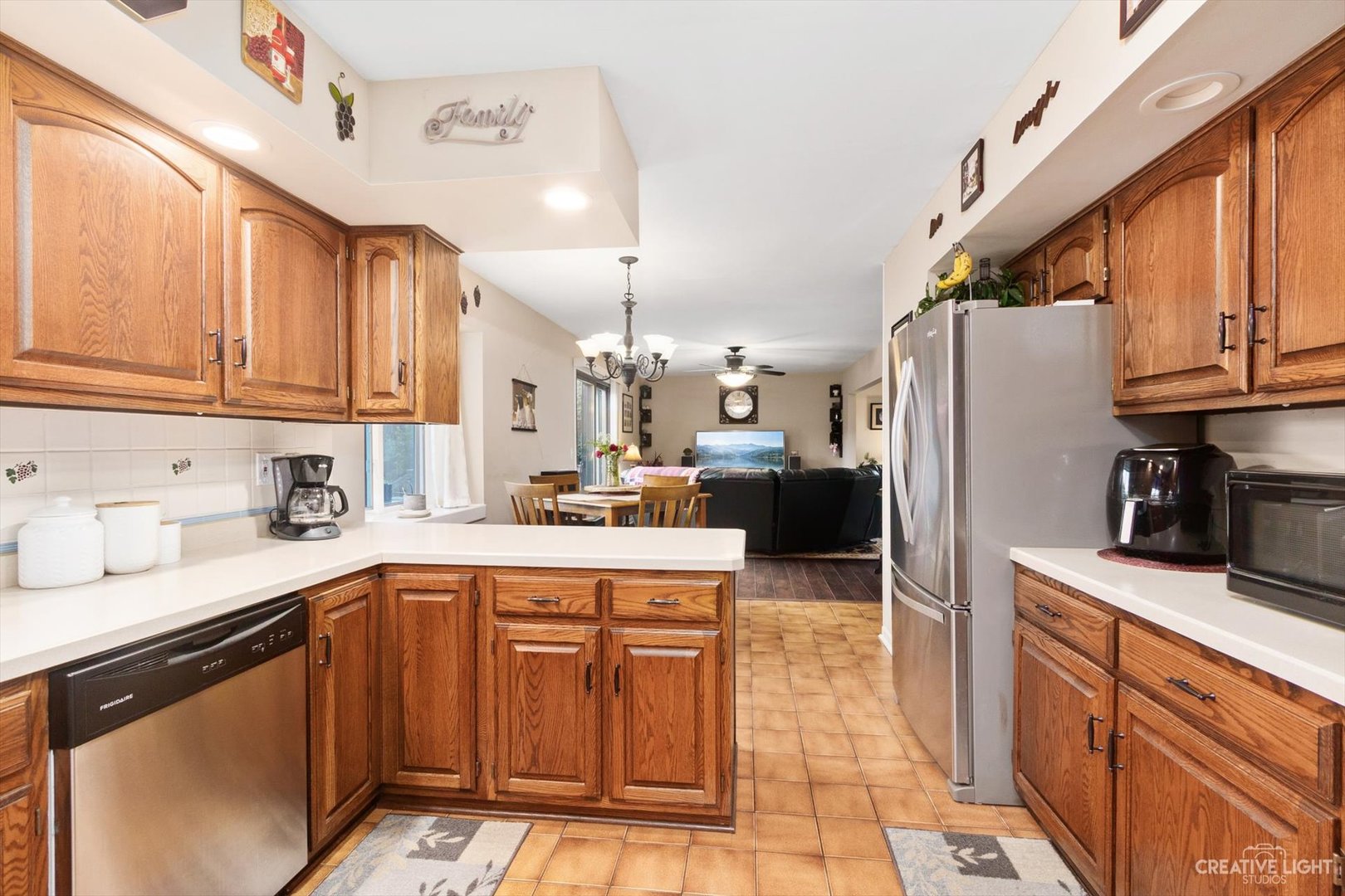 39-w089 Adobe Ridge Elgin, IL 60124 - Photo 10 of 38