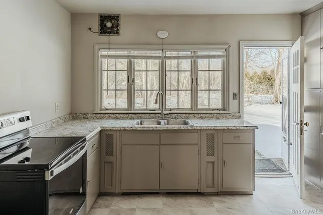 $3,500 | 1539 Hollow Road, Clinton Corners, NY 12514