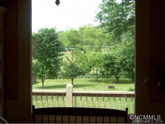 1635 Bruce Road Mars Hill, NC 28754 - Photo 5 of 16 Gallery Image 5