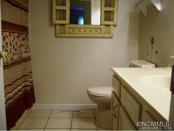 1635 Bruce Road Mars Hill, NC 28754 - Photo 10 of 16 Gallery Image 10