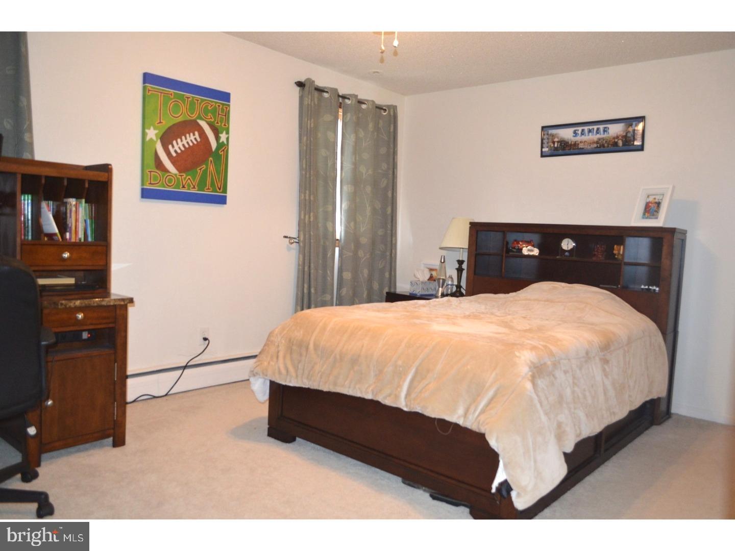 462 Doe Run Lane Springfield, PA 19064 - Photo 18 of 25 Bedroom 3
