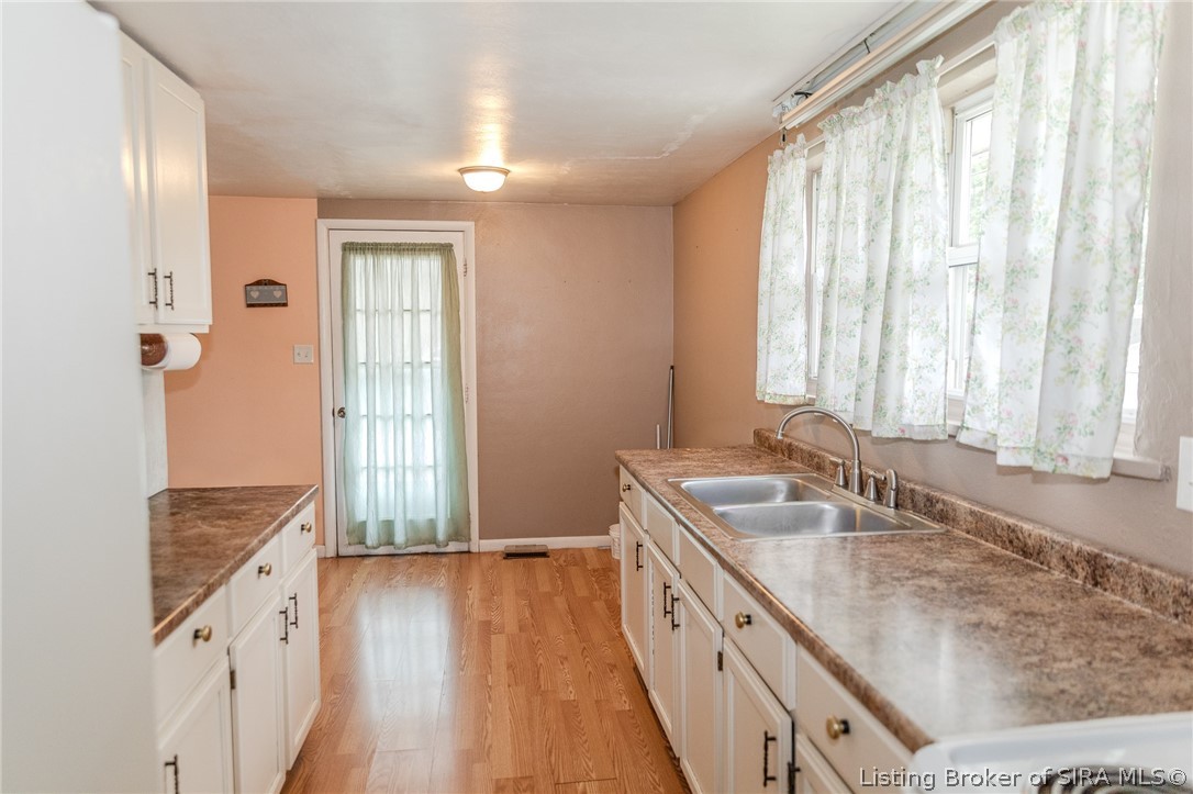 106 West 1st Street Hanover, IN 47243 - Photo 9 of 33