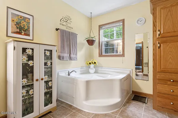 $389,900 | 137 Creamery Road, Blenheim, NY 12131