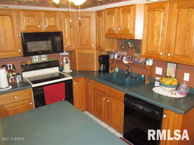 912 Airport Road Mount Vernon, IL 62864 - Photo 11 of 37