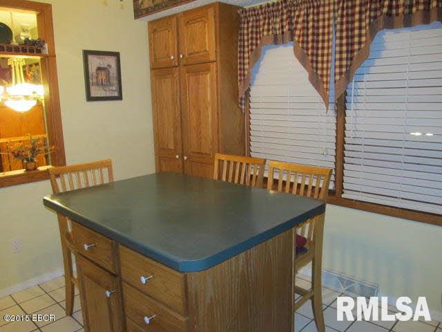 912 Airport Road Mount Vernon, IL 62864 - Photo 13 of 37
