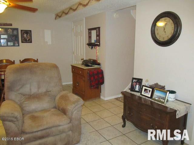 912 Airport Road Mount Vernon, IL 62864 - Photo 17 of 37