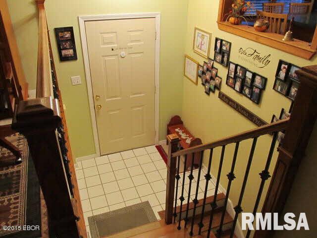 912 Airport Road Mount Vernon, IL 62864 - Photo 2 of 37
