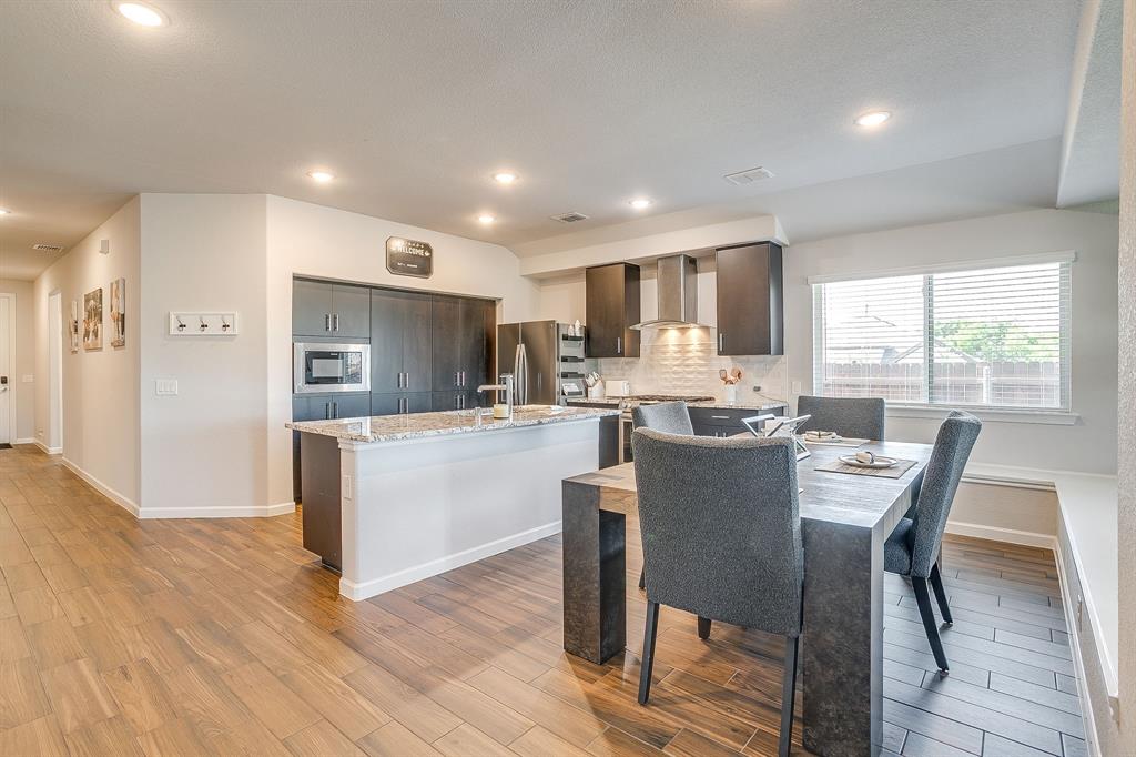 928 Ridgehurst Drive Godley, TX 76044 - Photo 14 of 40