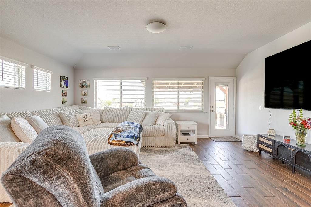 928 Ridgehurst Drive Godley, TX 76044 - Photo 16 of 40