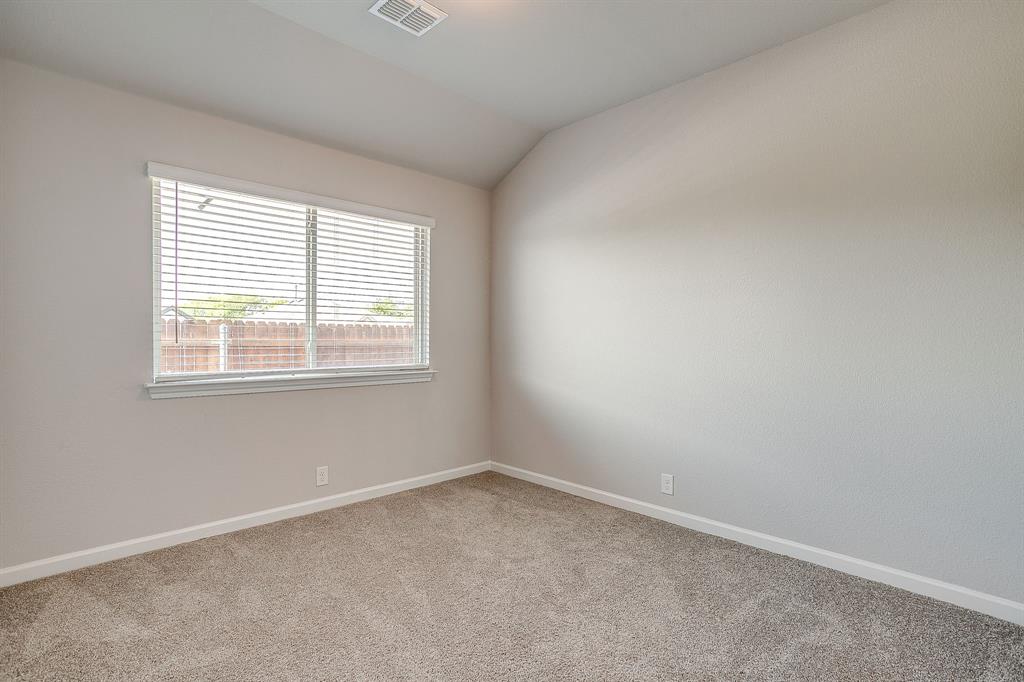 928 Ridgehurst Drive Godley, TX 76044 - Photo 29 of 40