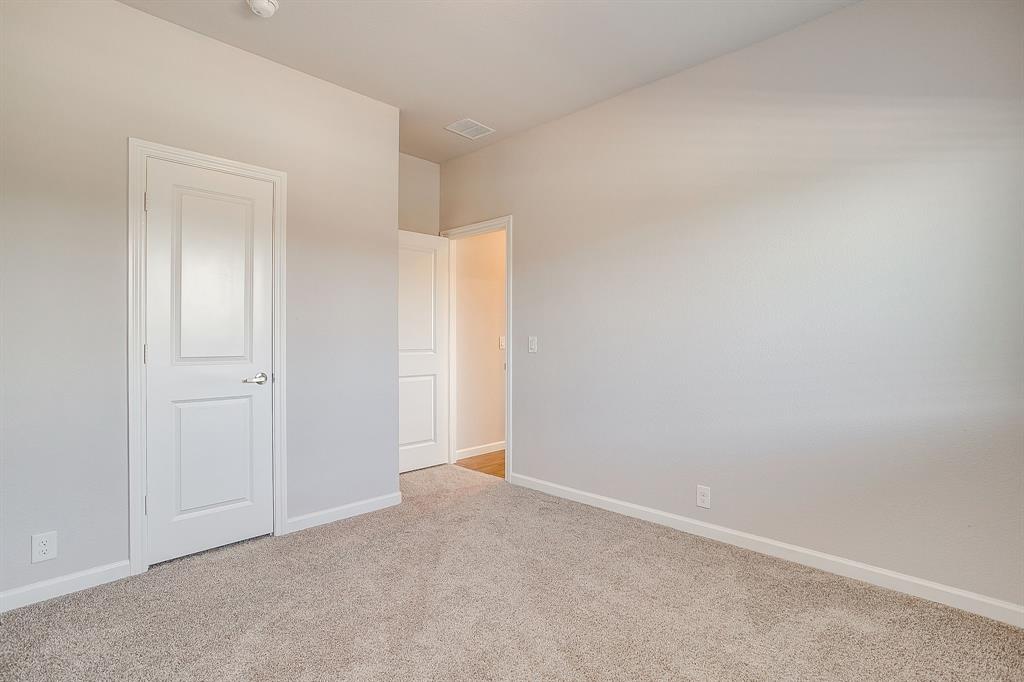 928 Ridgehurst Drive Godley, TX 76044 - Photo 31 of 40