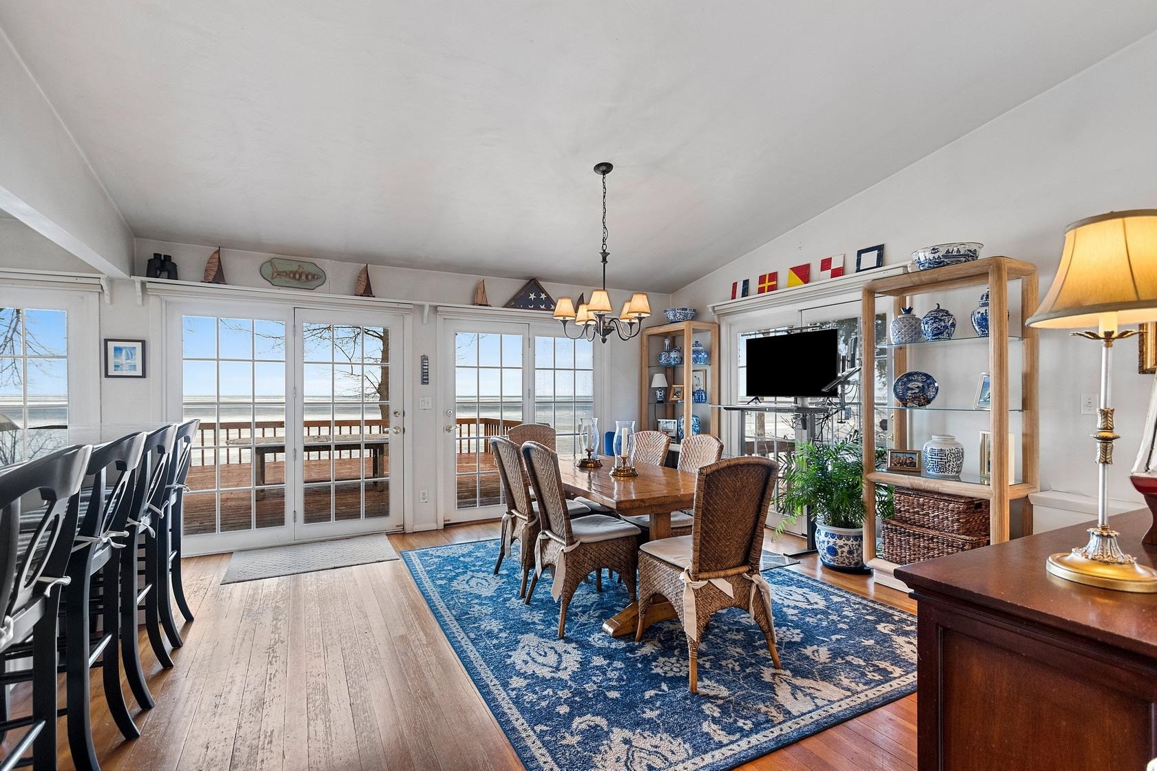 5141 Edgewater Beach Road Green Bay, WI 54311 - Photo 8 of 27