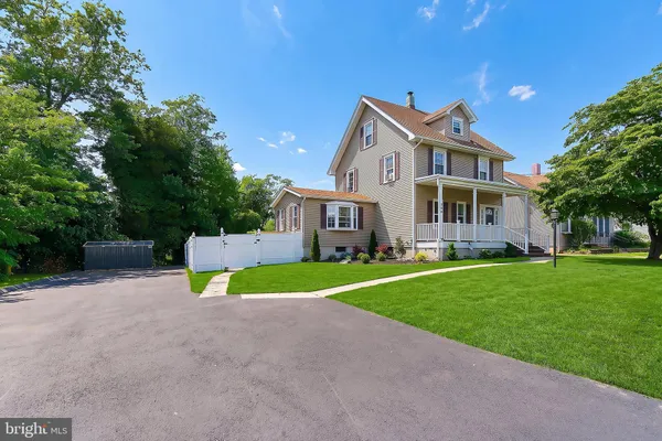 $545,900 | 134 Lakeside Boulevard, Hamilton, NJ 08610