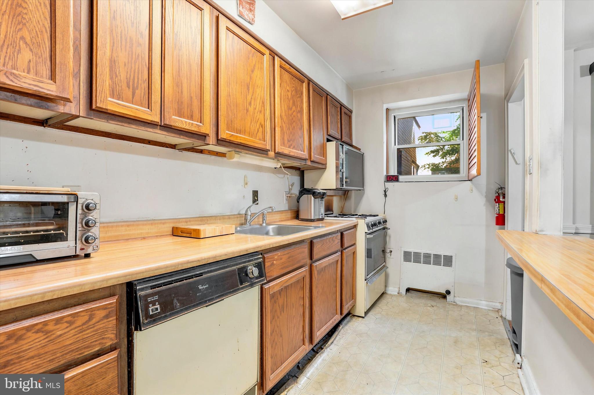 40 Old Lancaster Road, Unit 307 Merion Station, PA 19066 - Photo 13 of 18