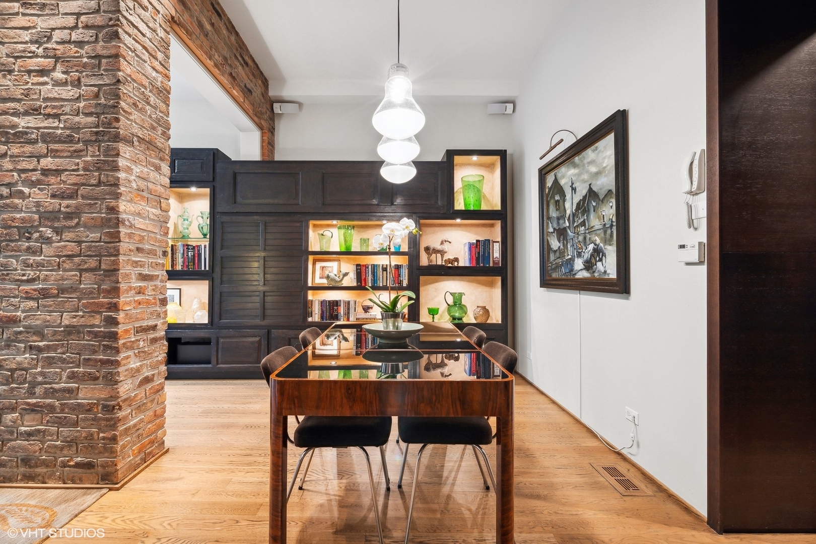 24 East Division Street Chicago, IL 60610 - Photo 7 of 52 a view of a dining room with furniture and window