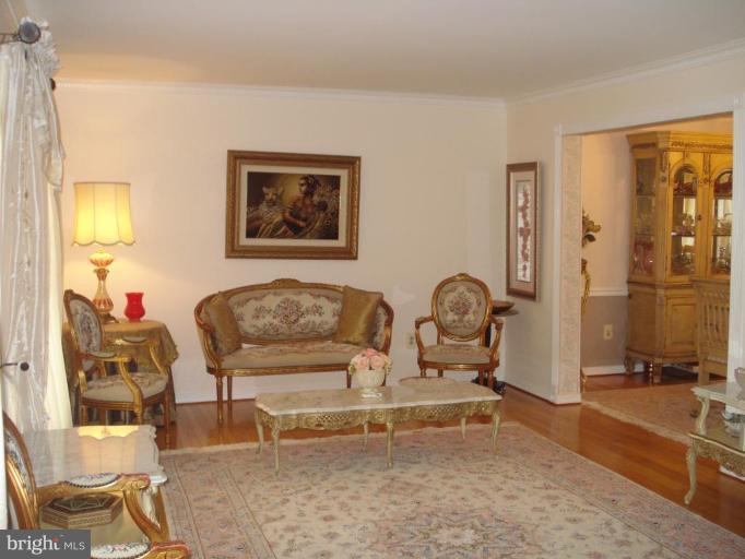8302 Lindside Way Springfield, VA 22153 - Photo 11 of 21 Living Room #3