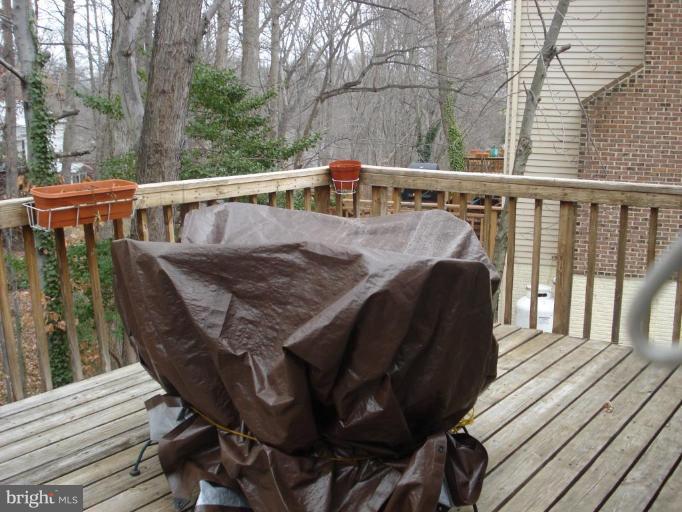 8302 Lindside Way Springfield, VA 22153 - Photo 19 of 21 Deck