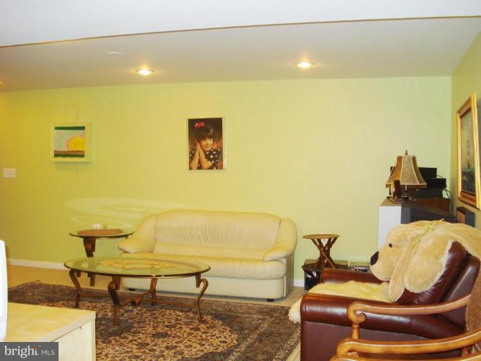 8302 Lindside Way Springfield, VA 22153 - Photo 4 of 21 Basement #1